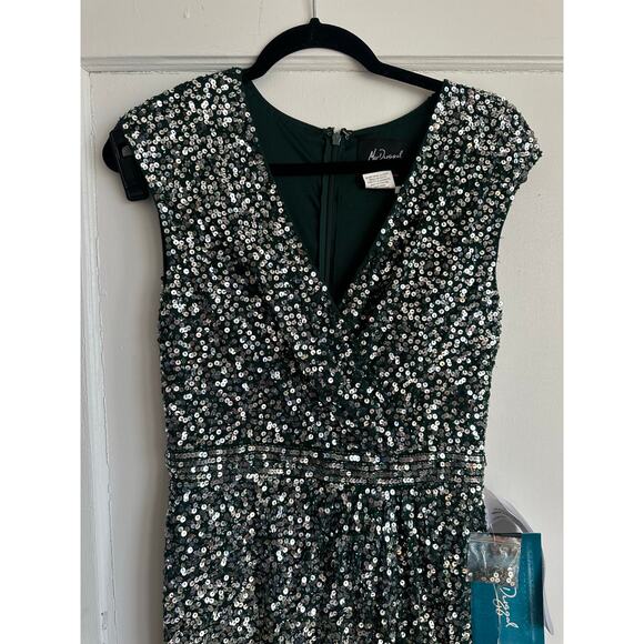 Mac Duggal 5489 Green Sequin Gown NWT Size 6 - Picture 6 of 13